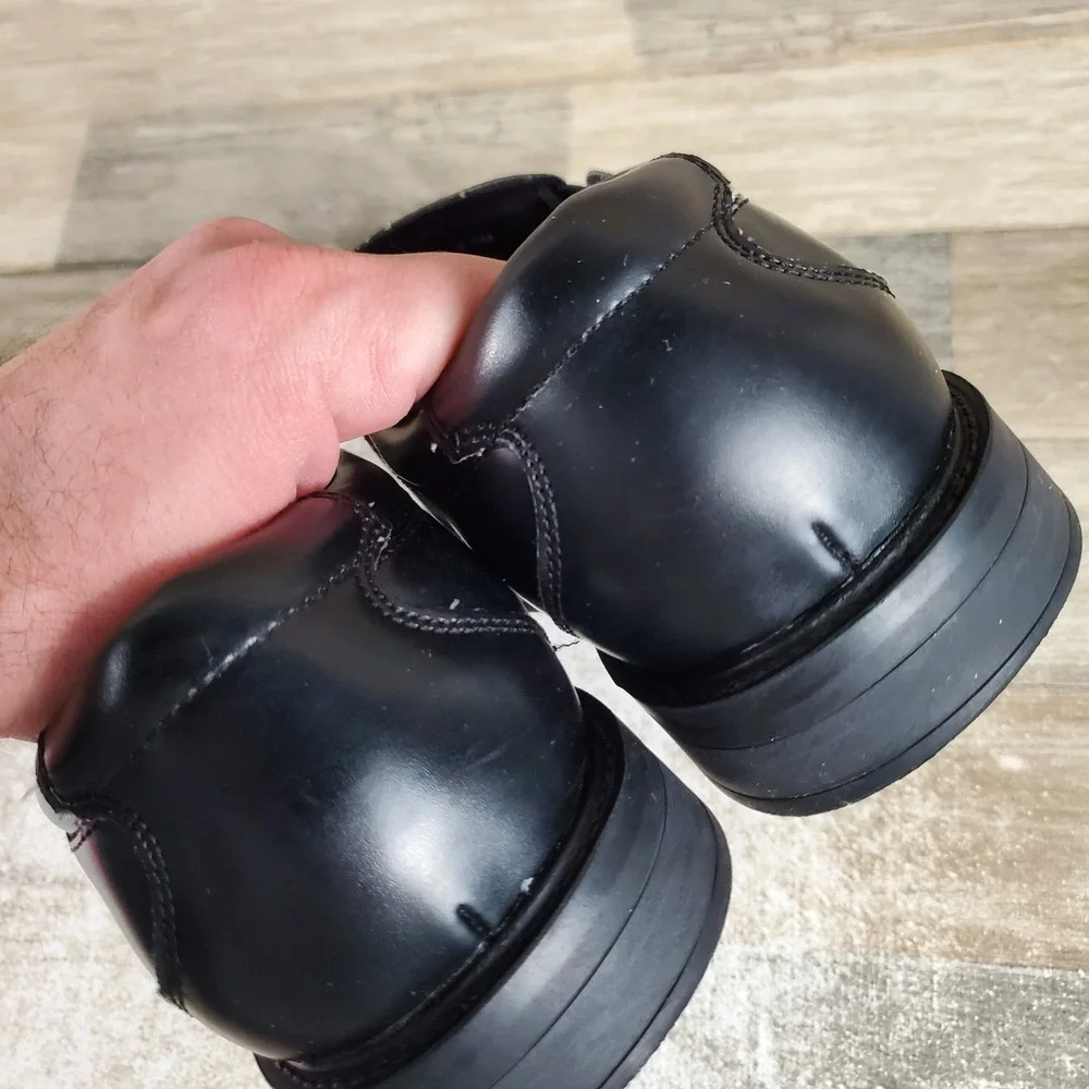 Dockers Lawton Mens Work Dress Loafer Shoe Sz 8.5 M Black Leather Slip Resistant